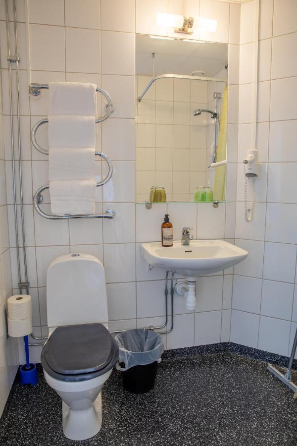 Hotell Station Skinnskatteberg Luaran gambar